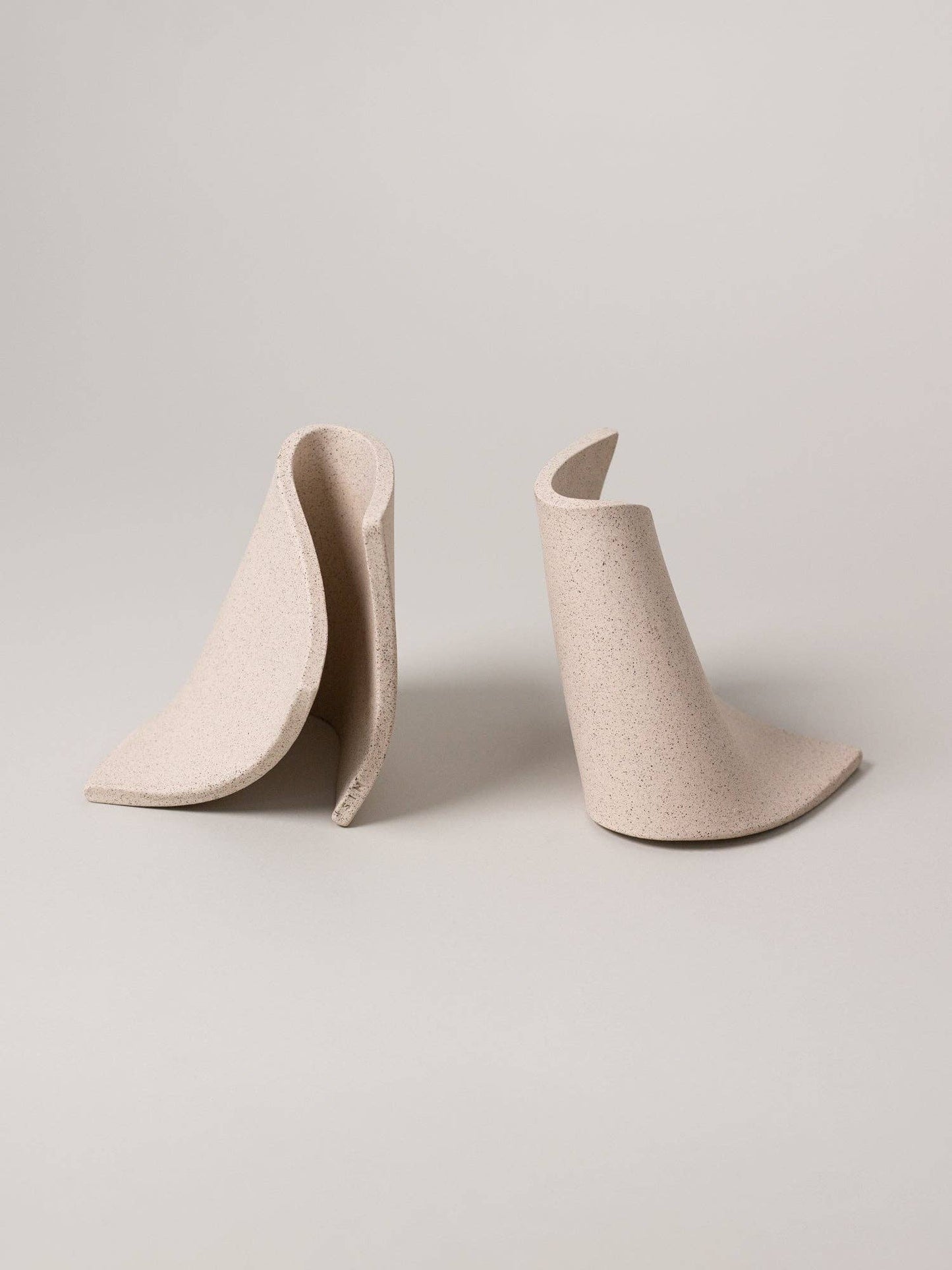 Sand Bookends (1 Pair)