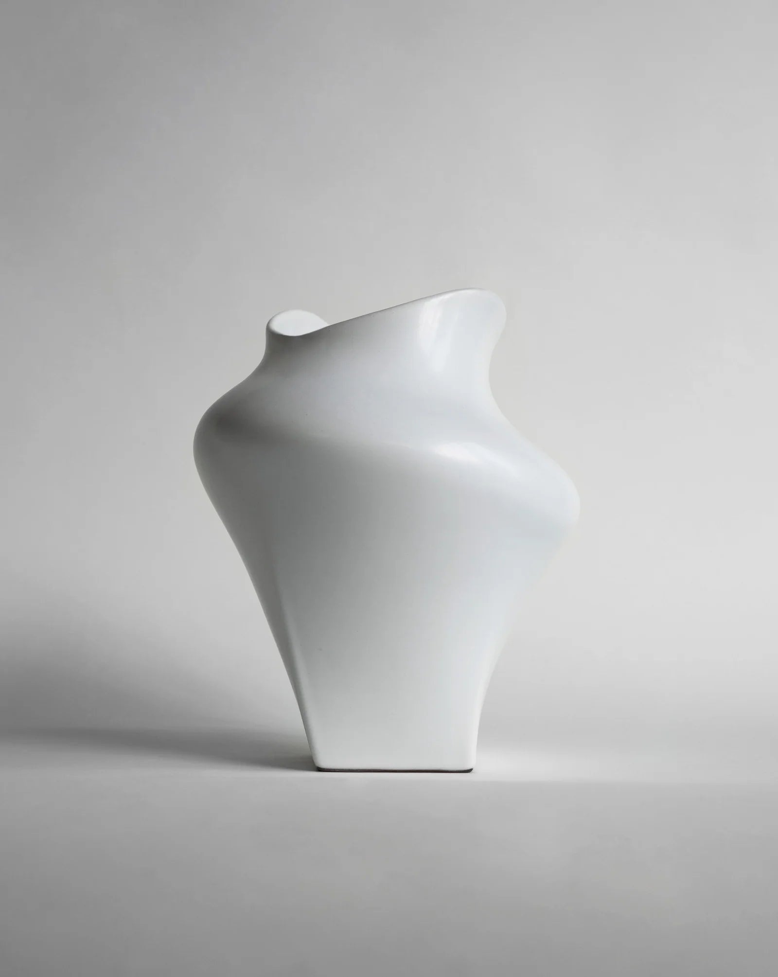 Nami Vase