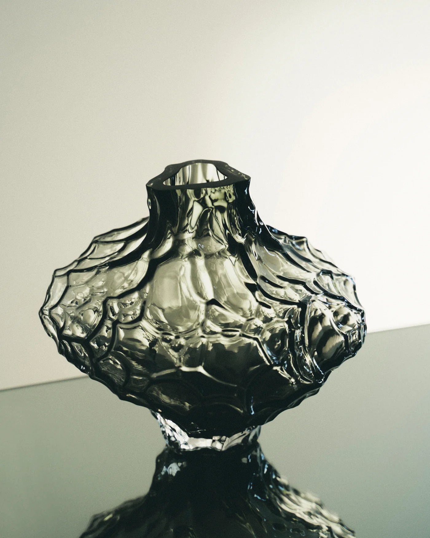 Canyon Vase in New Smoke