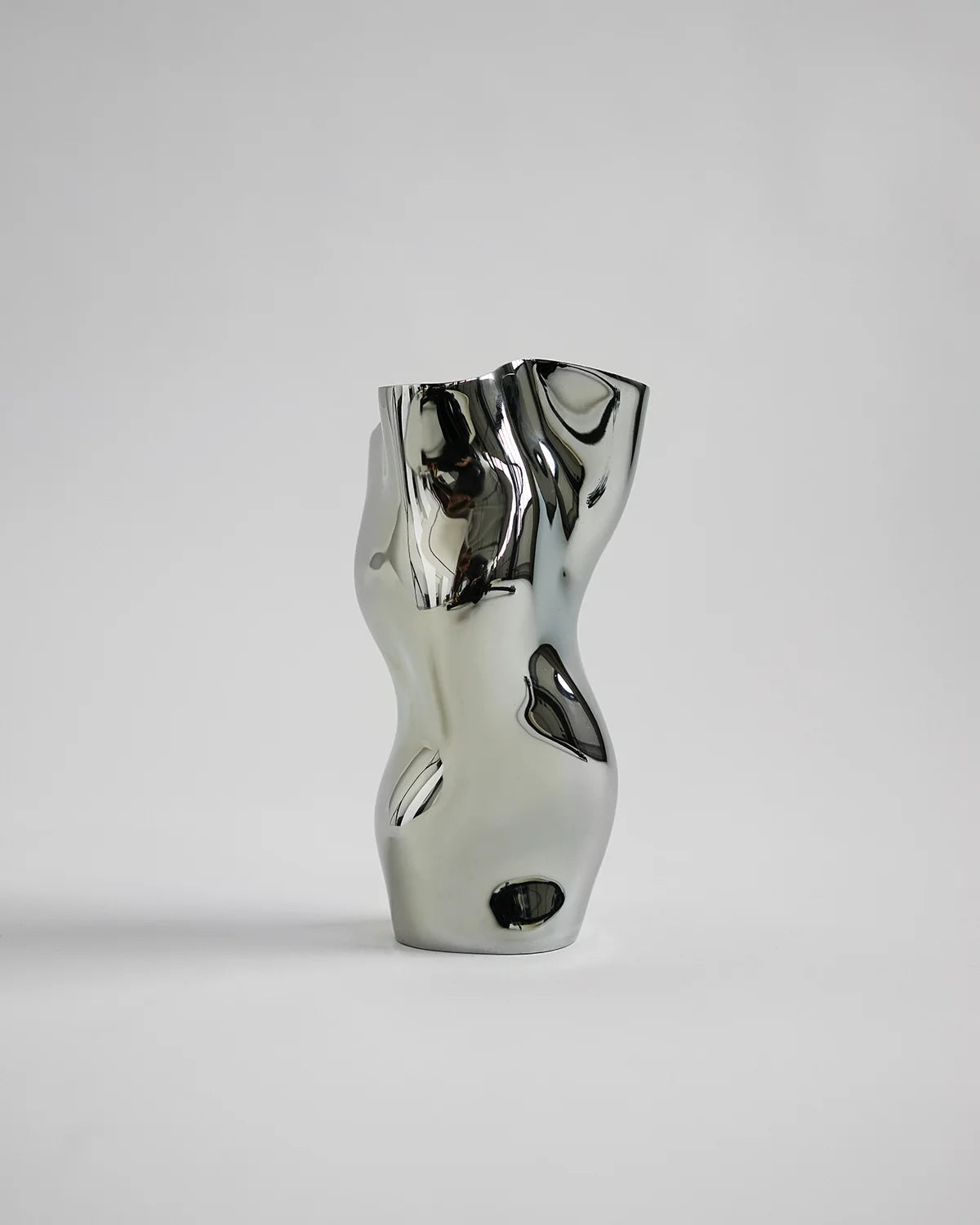 Ostrea 25 Vase - Titanium