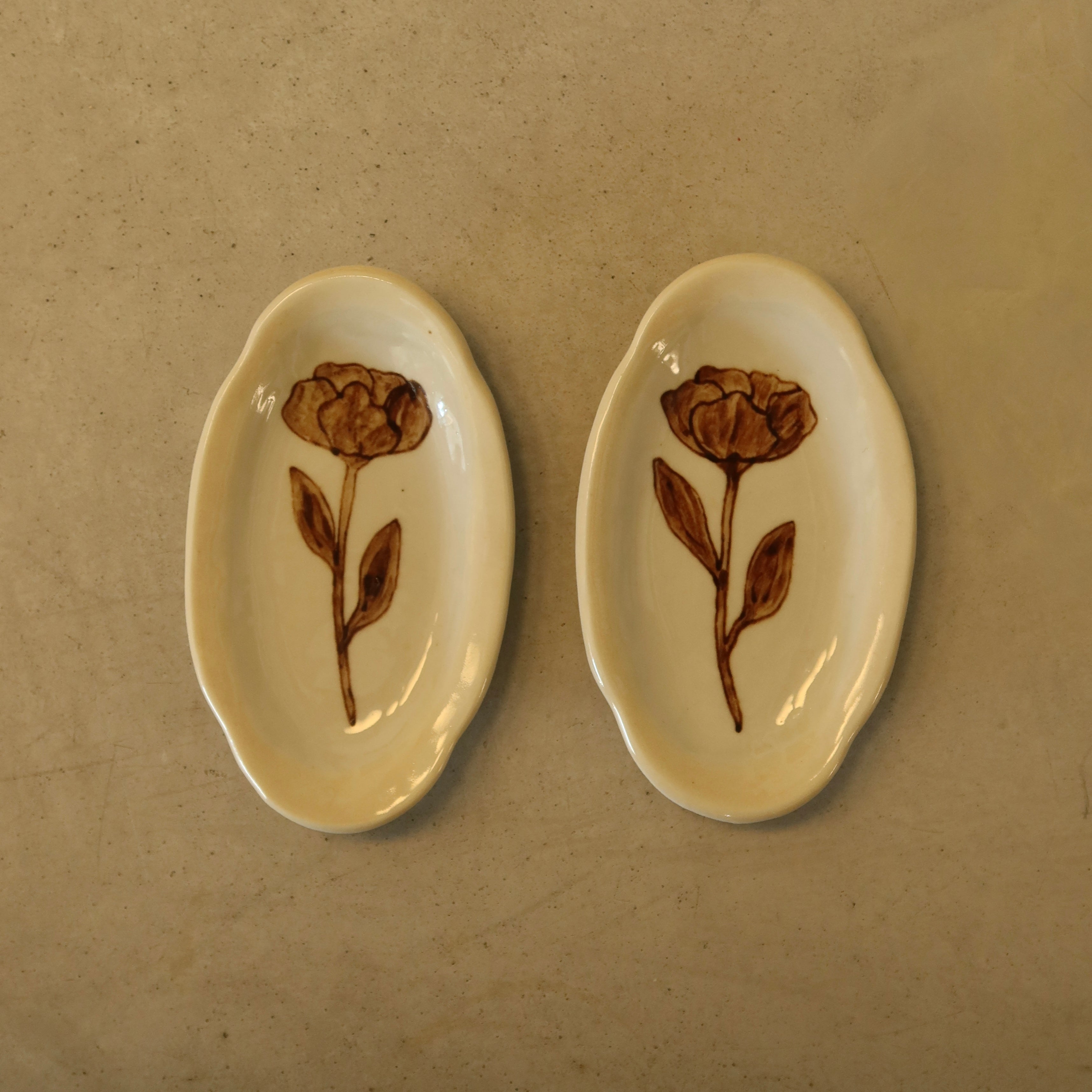 Petit Oval Rose Tray