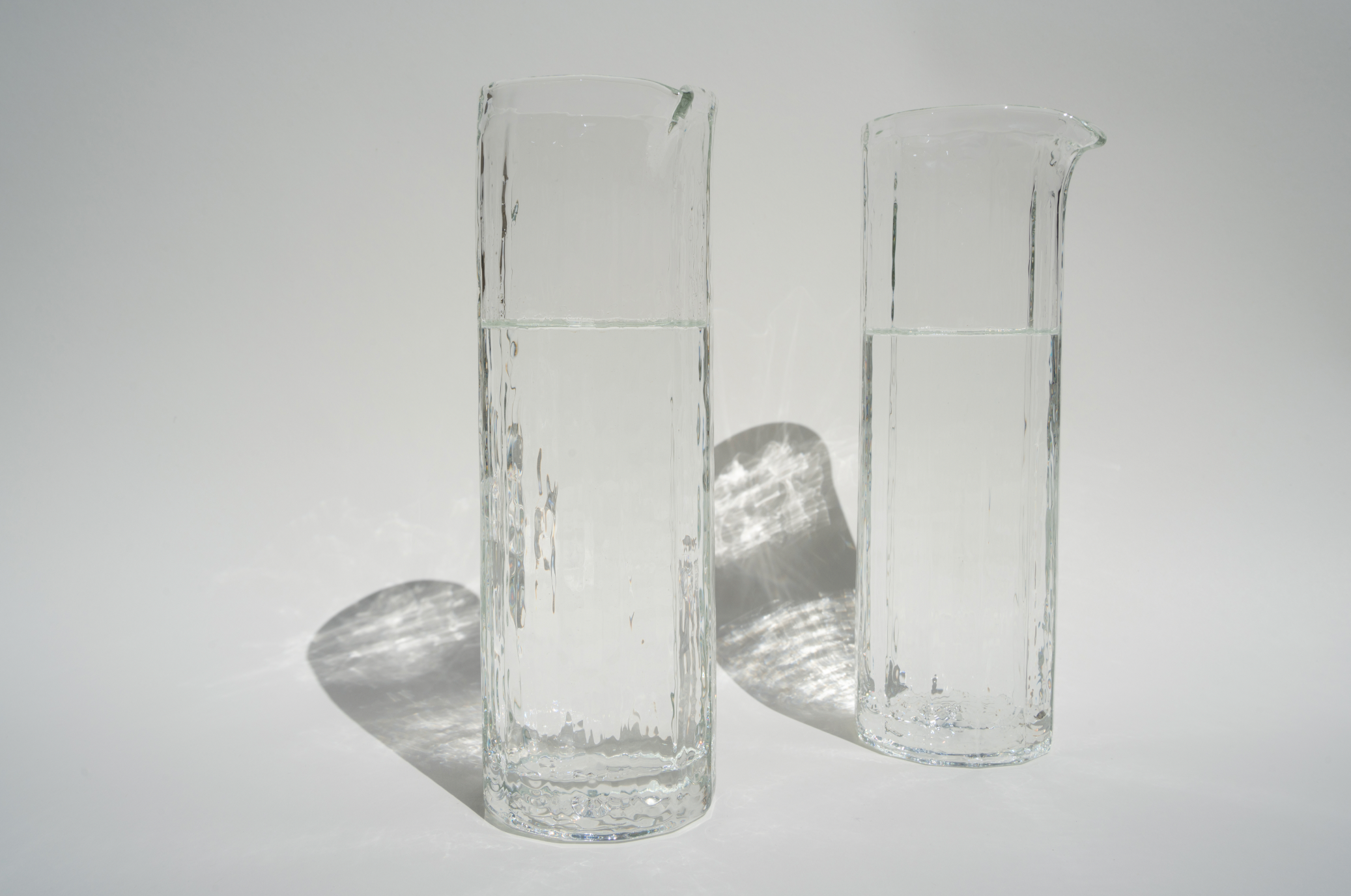 The Long Confidence Pitcher