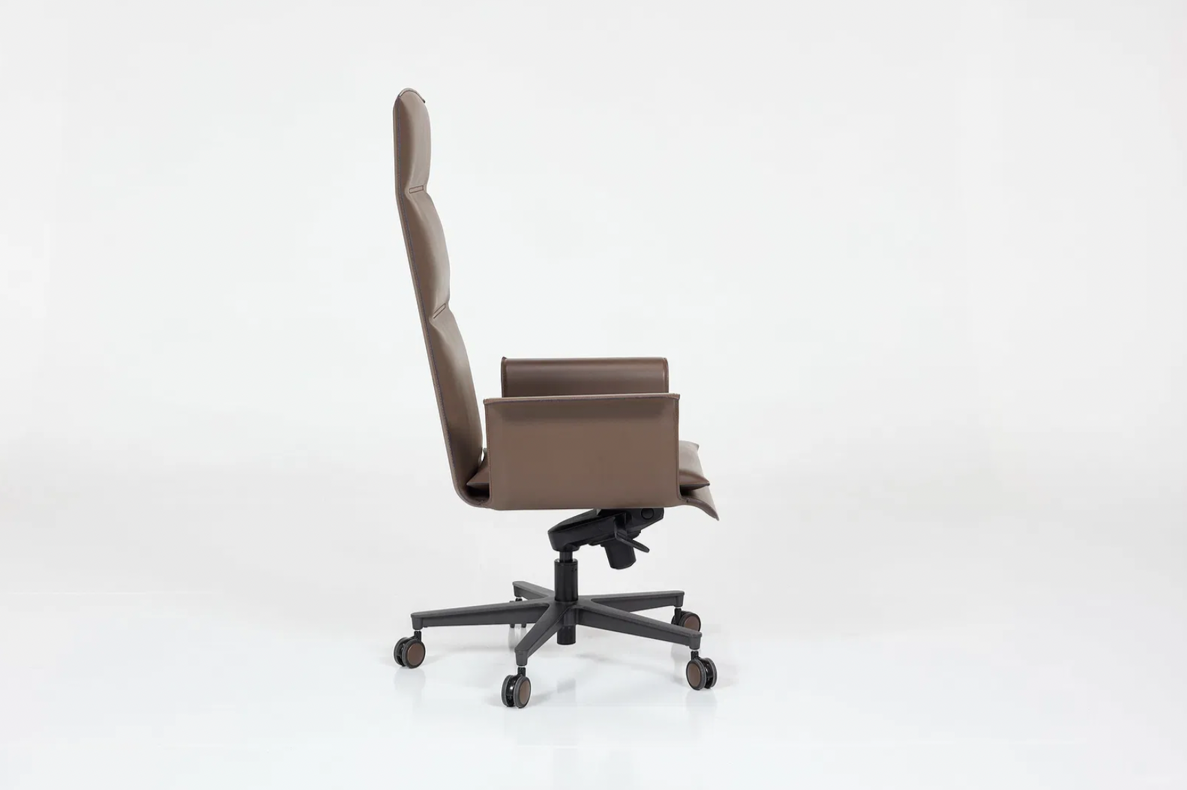 Luca Scacchetti, 'Wing' Executive Chair
