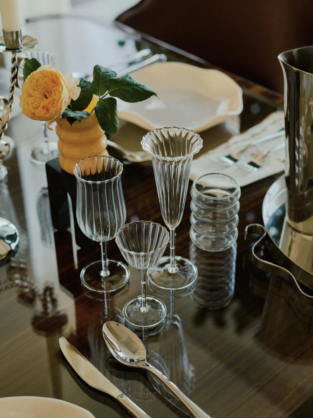 Tulip Wine Glass, Clear (Set of 4)