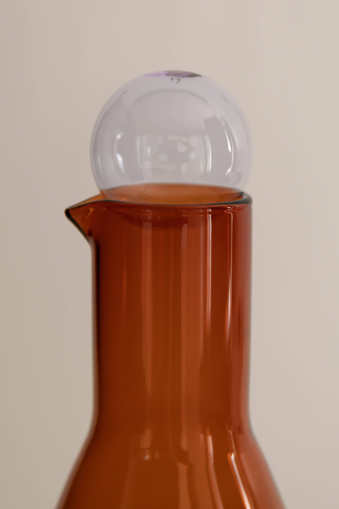 Bilboquet Carafe, Amber/Lilac